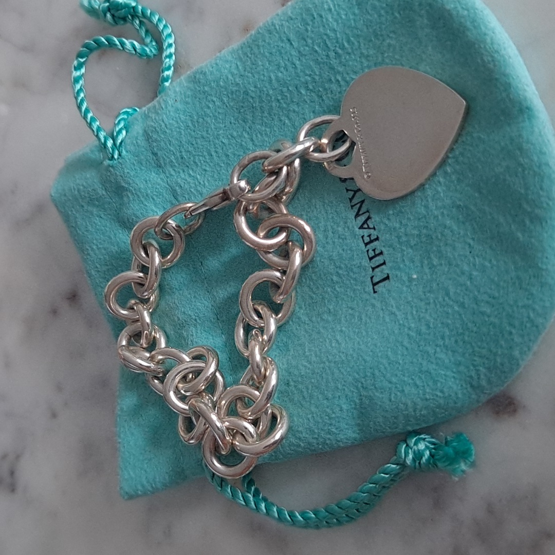 Authentic Return To Tiffany Heart Charm Bracelet.